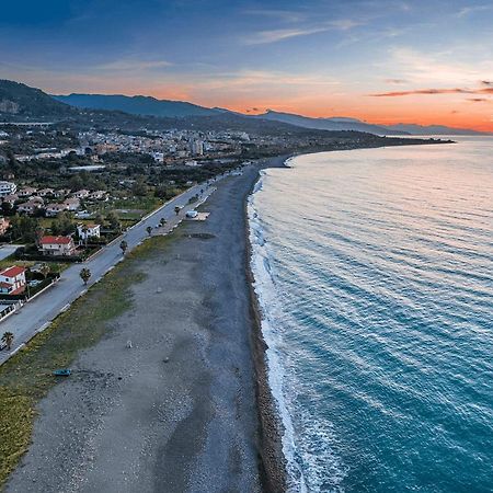 Gali Holidays Casa Vacanze アックエドルチ エクステリア 写真